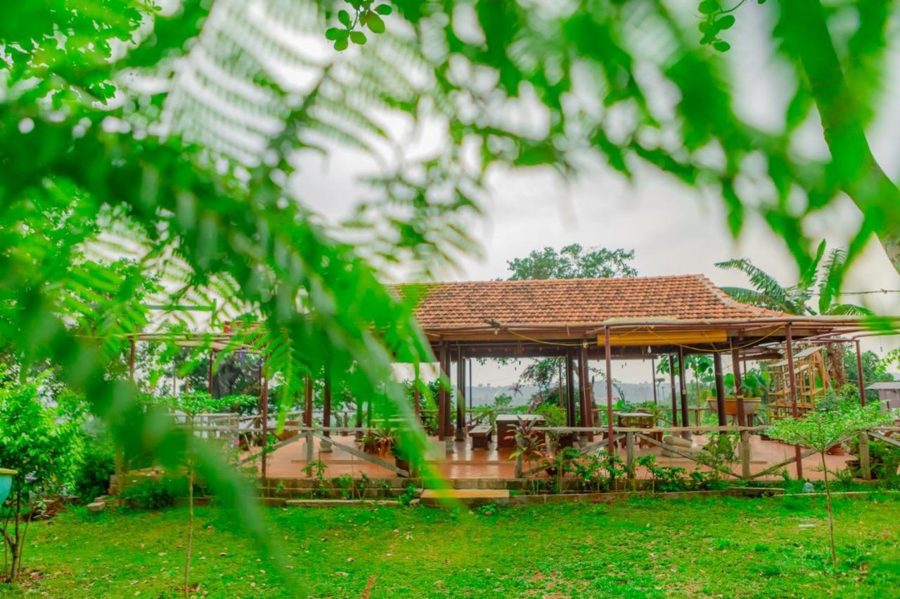 Phuong Nam Gia Trang Farmstay Gia Nghĩa Exteriér fotografie